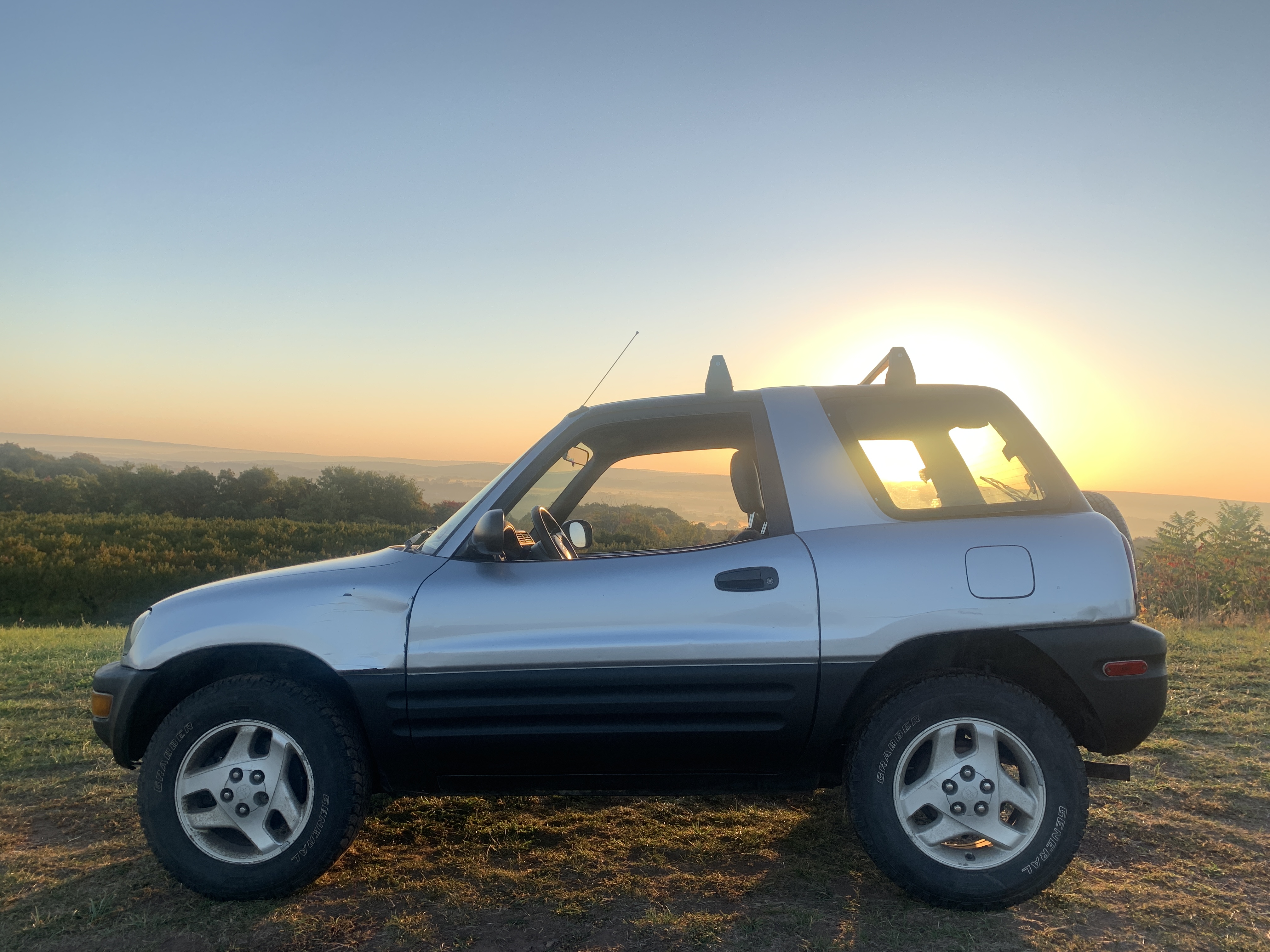1998 Toyota RAV4 2 Door AWD — photo 76